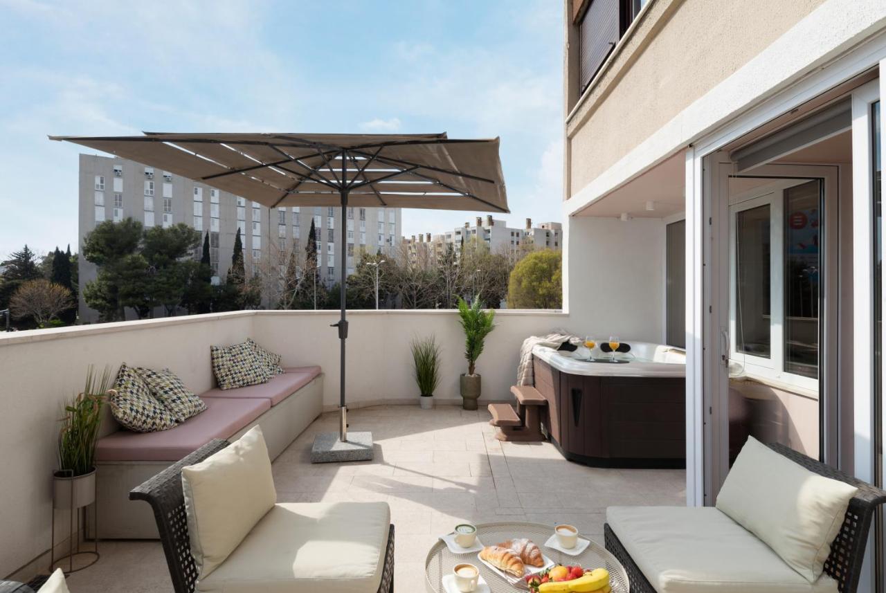 Glow Luxury Apartment With Terrace And Jacuzzi Сплит Экстерьер фото
